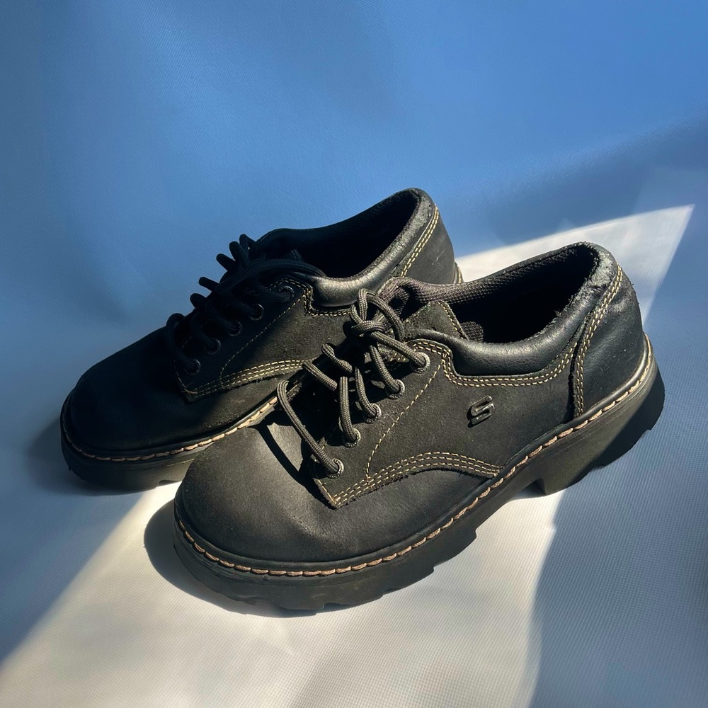 Skechers 90s chunky lug sole punk grunge black sneakers womens size 8 Y2K